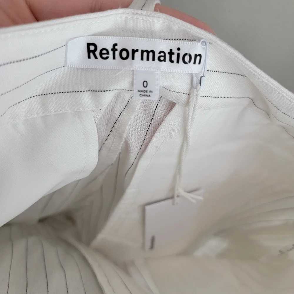 Reformation Oren Pant in White Stripe size 0 NWT